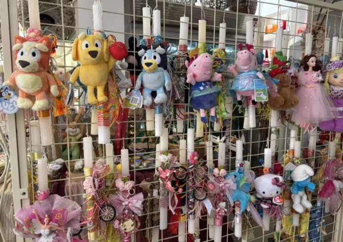 Μεγάλη Παρασκευή: Ωράριο καταστημάτων και σούπερ μάρκετ. Τι ώρα ανοίγουν και κλείνουν